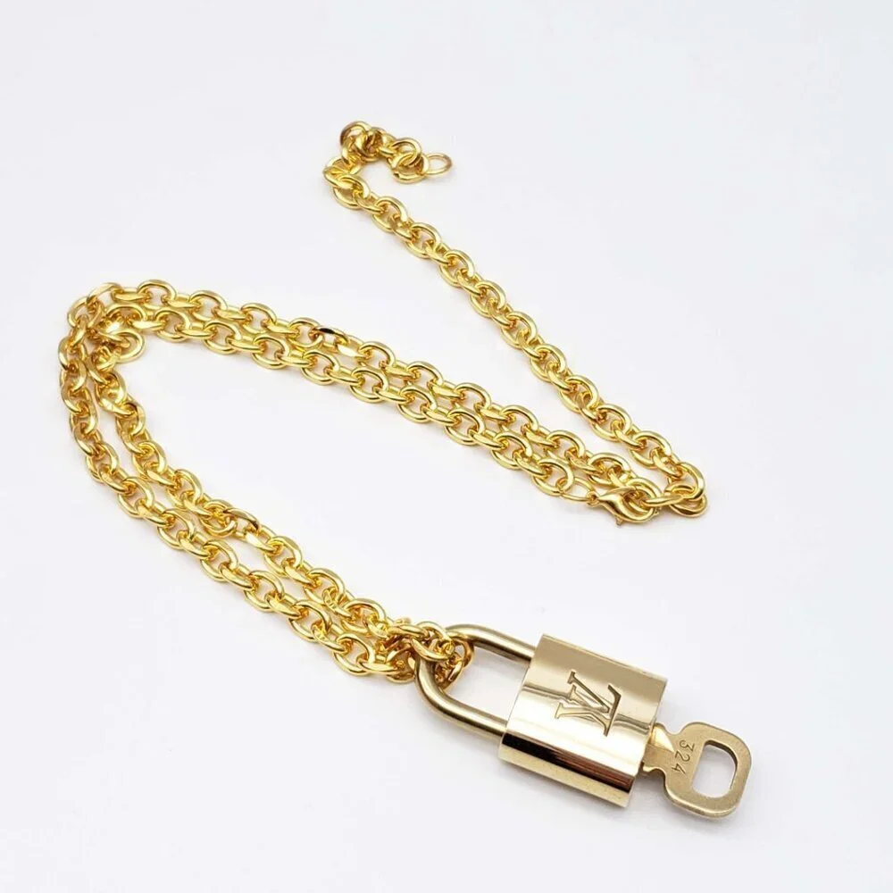100% Auth Louis Vuitton Lock & Key with unbranded 18k Gold Plated Chain Necklace